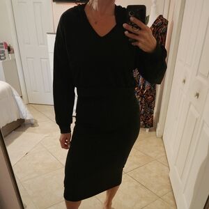 Basic V- Neck sleeveless dress and hooded crop sweartshirt set